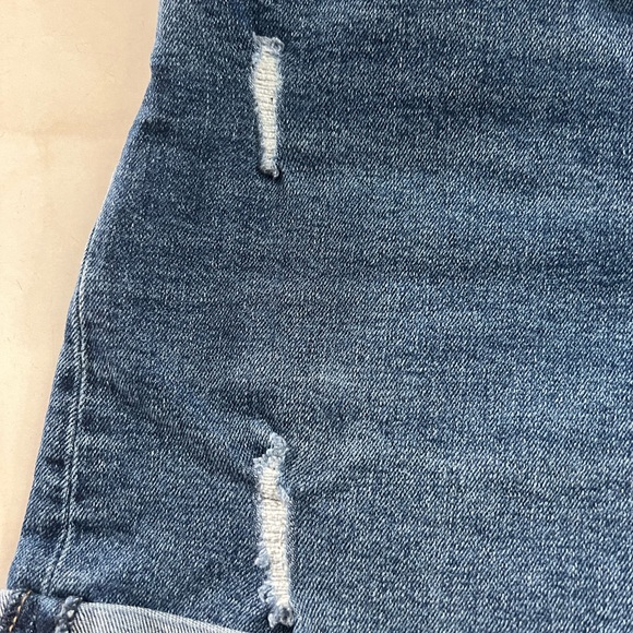 MAVI Jean Co. Medium Wash Denim 5 Pocket Riveted Distressed Zipper Shorts Sz 30 - Picture 5 of 12